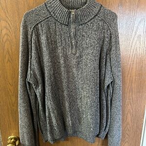 Alex Steven’s black/gray Mens sweater